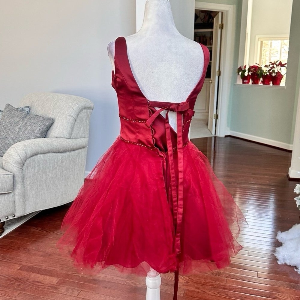 Mori Lee by Madeline Gardner Red Beaded Waist Plunge Cocktail Formal Dress - Picture 6 of 10